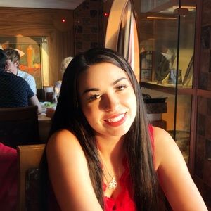 Meet your Posher, Ariah